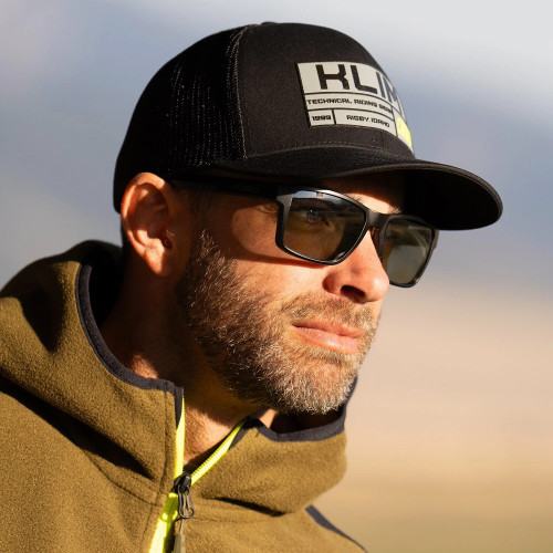 Ignition Sunglasses Matte Black - Smoke Polarized