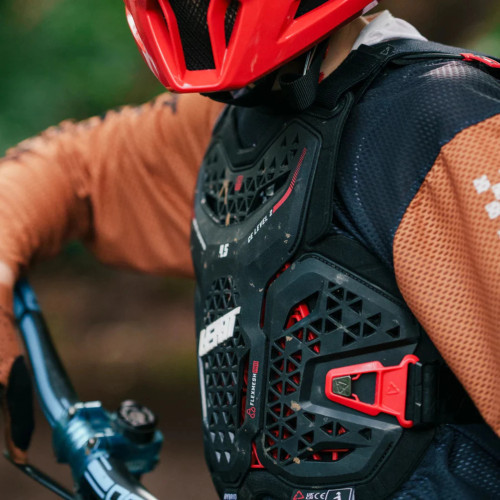 Chest Protector 4.5 Hybrid Jr Black
